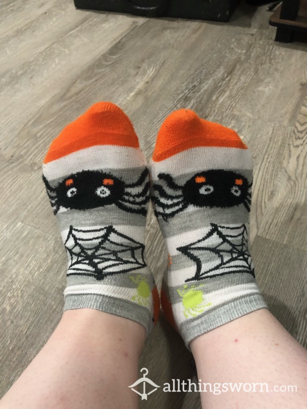 Spooky Socks 🎃 🕷