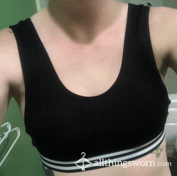 Sports Bra With Cuppies