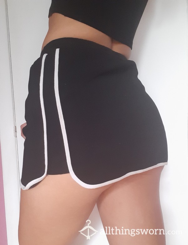 🤍🖤Sporty Skirt With Shorts Underneath🖤🤍 photo