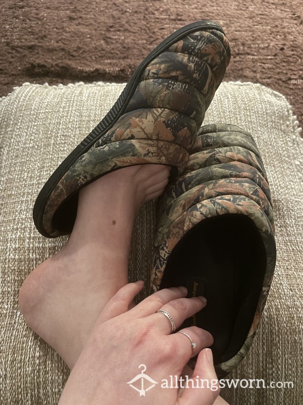 Stinky Slippers Worn For 1 Year +