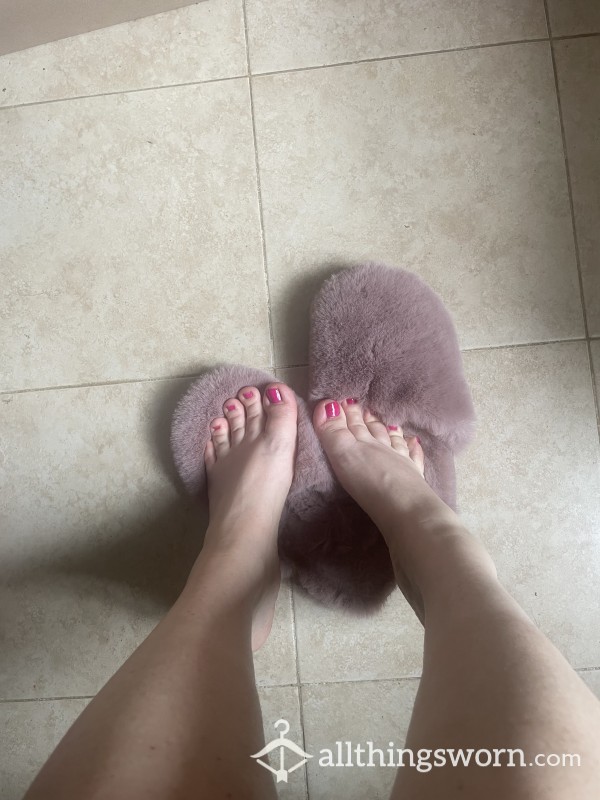 Stinky Smelly Furry Purple Slippers