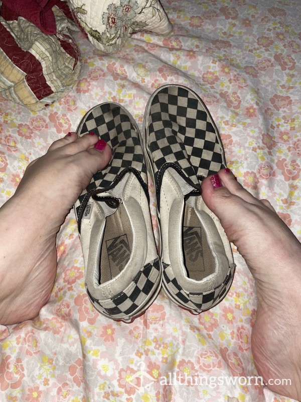 Stinky Smelly, Well Worn Vans Size 8