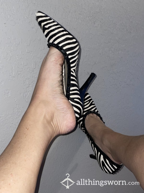Stinky Worn In Zebra Design Spiky High Heels, Size 9