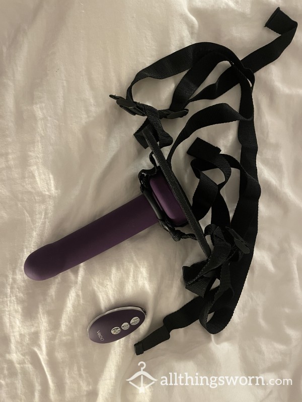 Strap-on Dildo Sex Toy!