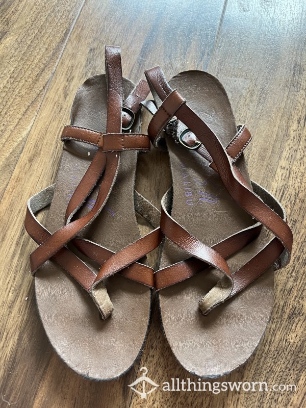 Strappy Brown Sandals!