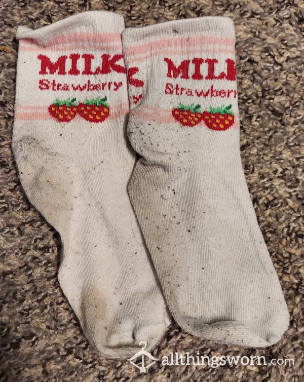 Strawberry 🍓 Milk 🥛 Socks ✨️Free Shipping✨️