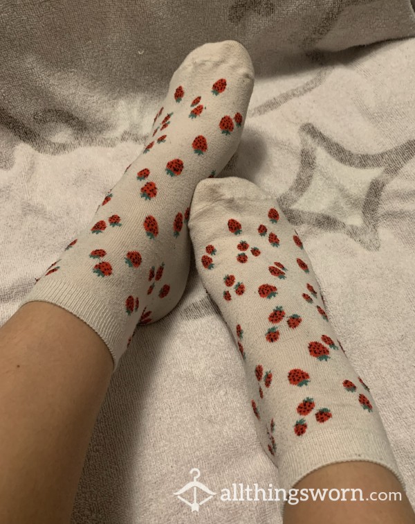 Strawberry Quarter Socks