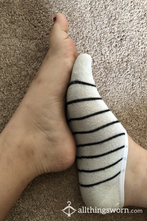 Striped No Show Socks