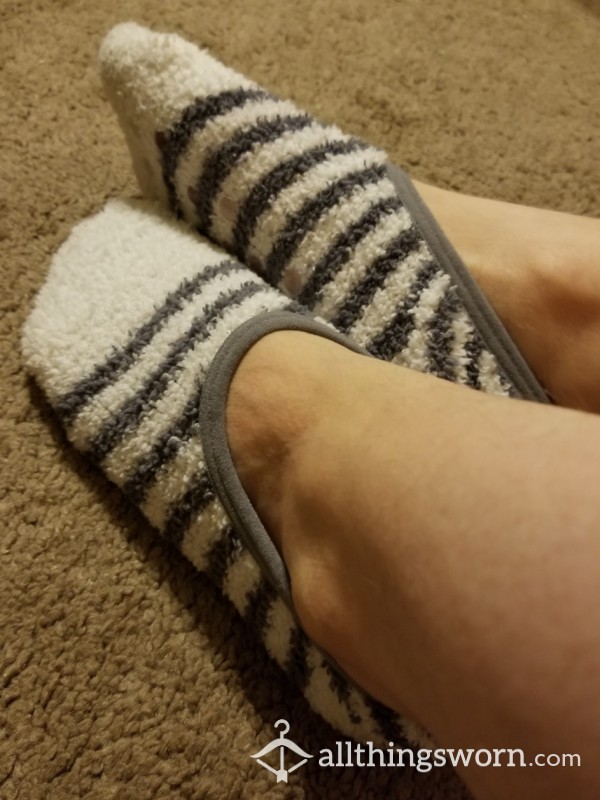 Stripped Fuzzy Grip Socks