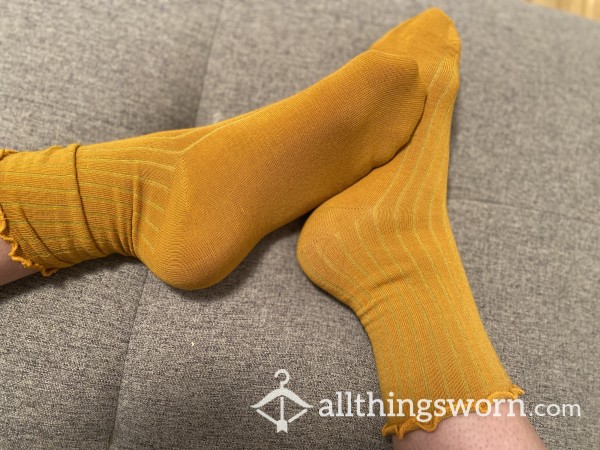 Sunshine Yellow Ribbed Socks ☀️💛