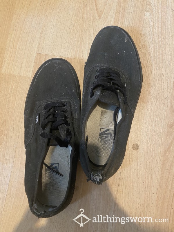 Super Beaten Up Vans, Stinky Shoes Worn To Work, The Gym, Barefoot, Travelling!