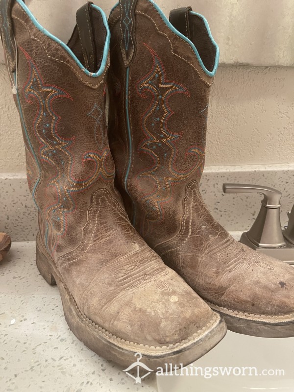 Super Dirty Very Worn Cowgirl Riding Boots