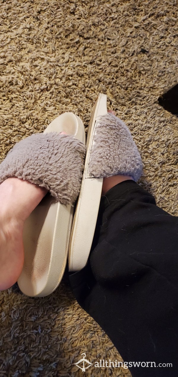 Super Loved American Eagle Slippers