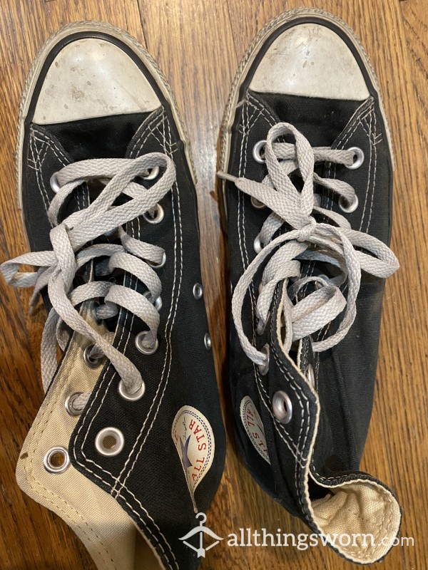 Super Old Dirty Worn Out Converse! Size 7.5 In Women
