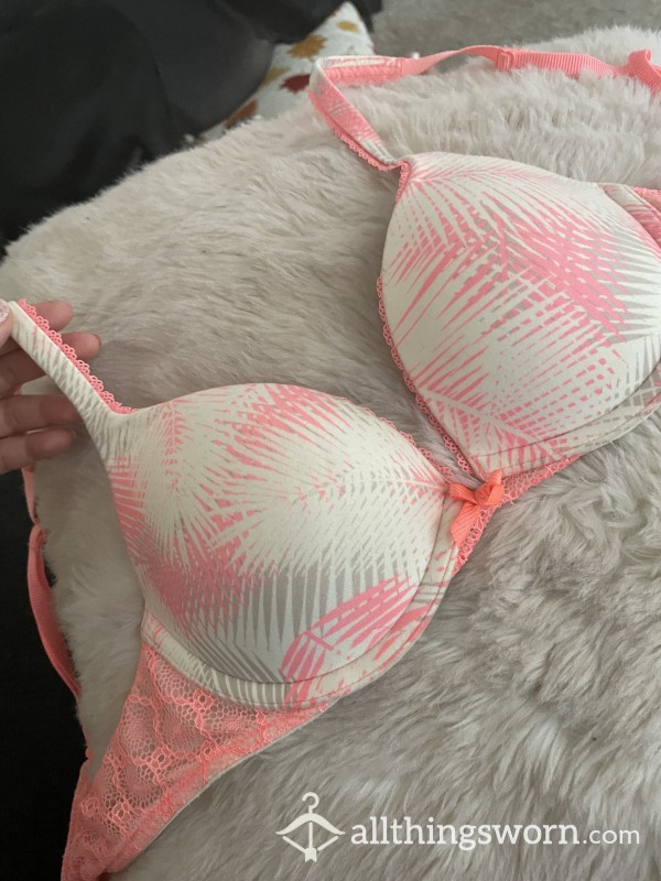 Super Soft Cotton Push-up Pink And White PINK VS Bra