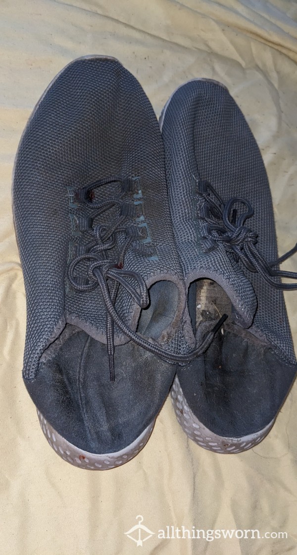 Super Well Worn Shoes - Stinky
