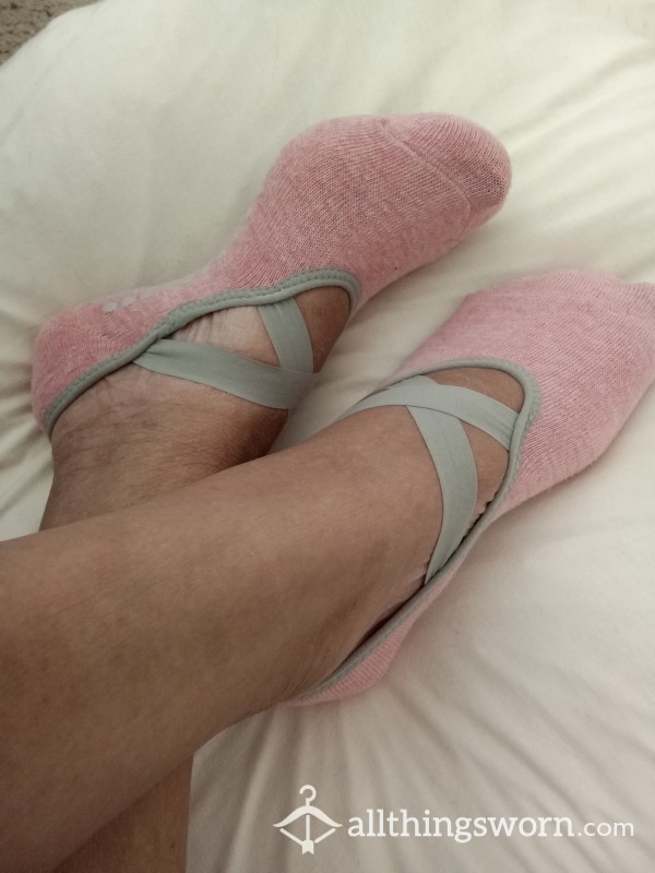 Sweaty Pink 🩷 Ballet Socks 🩰