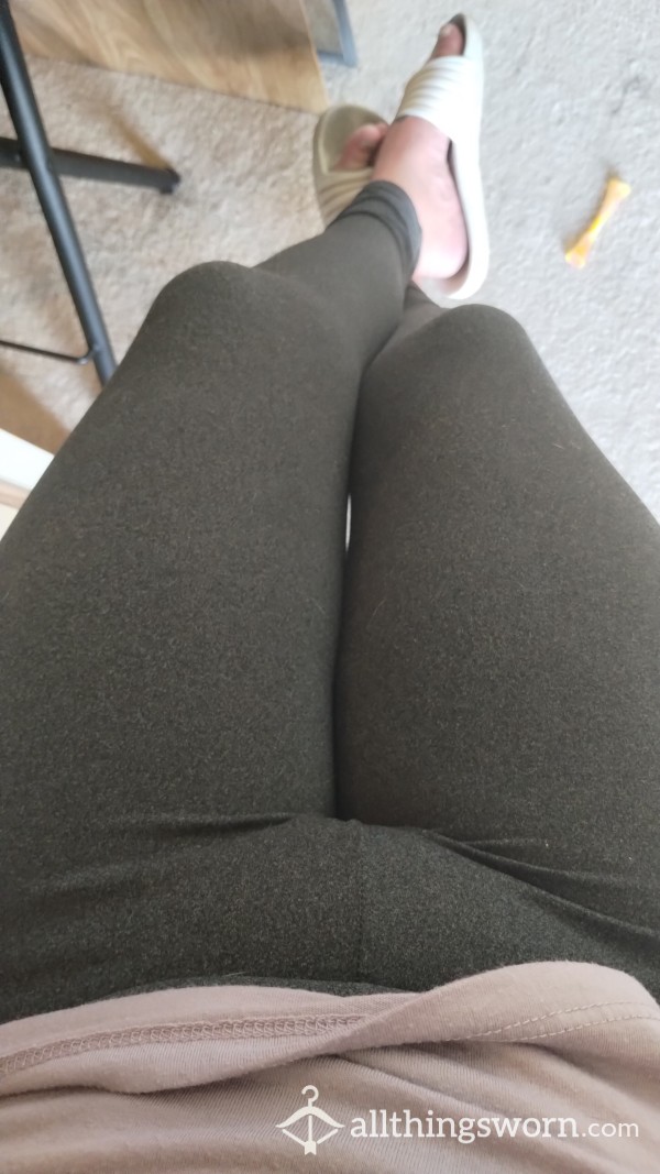 Sweaty Dark Grey Leggings Size Large
