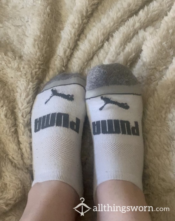 Socks Removal Puma Ankle Sweaty Natural Feet