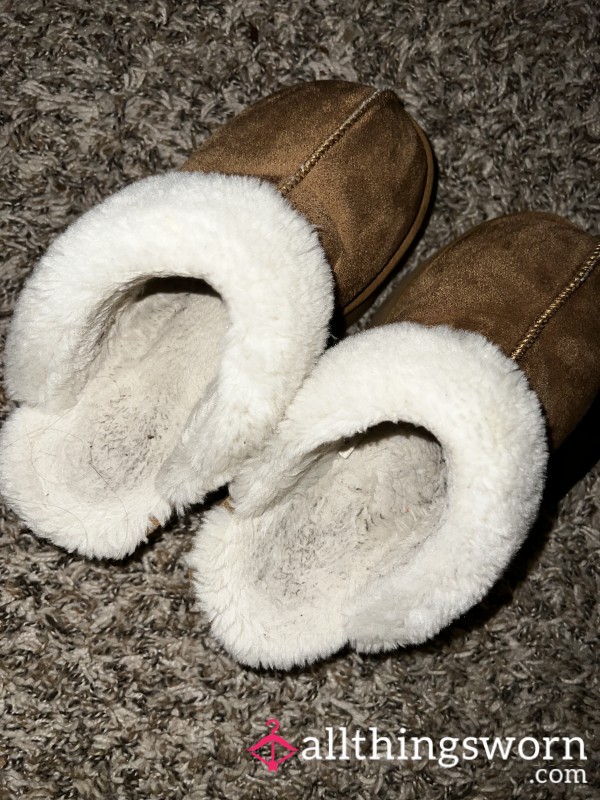 Sweaty Furry Ugg Type Slipper Shoes