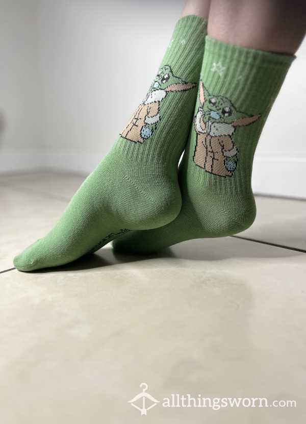 💚 Sweaty Green Baby Yoda Used Socks 💚 Worn 24 Hours- Free Uk Shipping