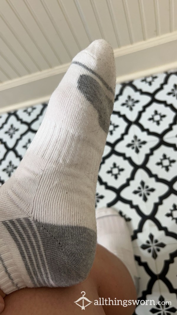 Sweaty Ripe 2 Day Wear Gym Socks!