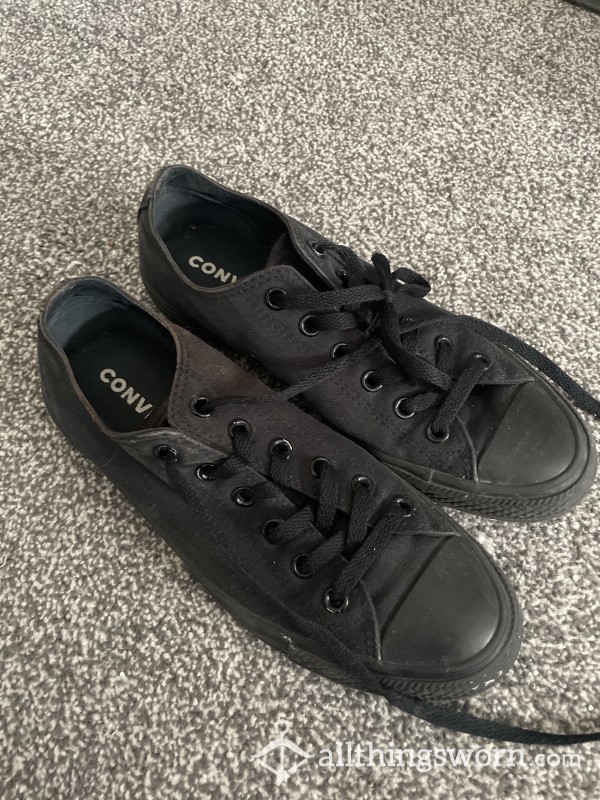 👟 Sweaty Bar Work Converse: A Unique Tangy Musk Experience! 👟
