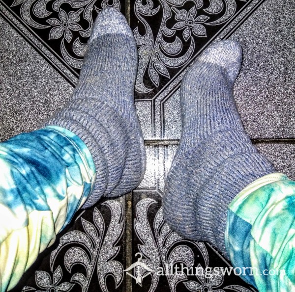 Sweaty Thermal Socks & Pics