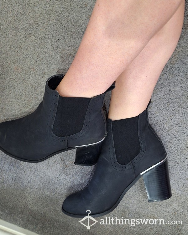 Swede Black Ankle Boots