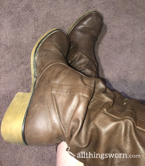 Sz. 10 Mid-calf Brown Boots (Years Old)