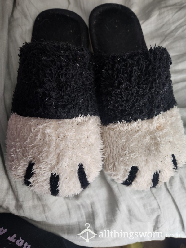 Take My Well Worn Paws (slippers)Home With You! Been Wearing Them Every Day Before And After Work With No Socks, So They Are Really Ready For A New Home To Be Smelly In 😸