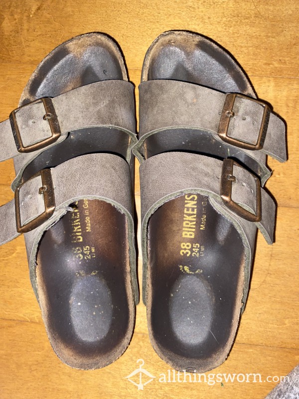 THE MOST WELL-WORN SANDALS ON THIS WEBSITE