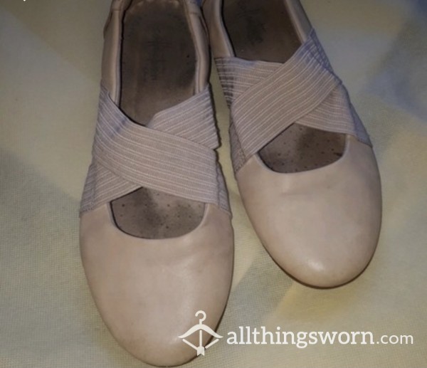SOLD! Just One More Set Of Flats Available!!!🩰These Ballerina Shoes Came To An End! Time To Say Goodbye To My Beloved Flats!