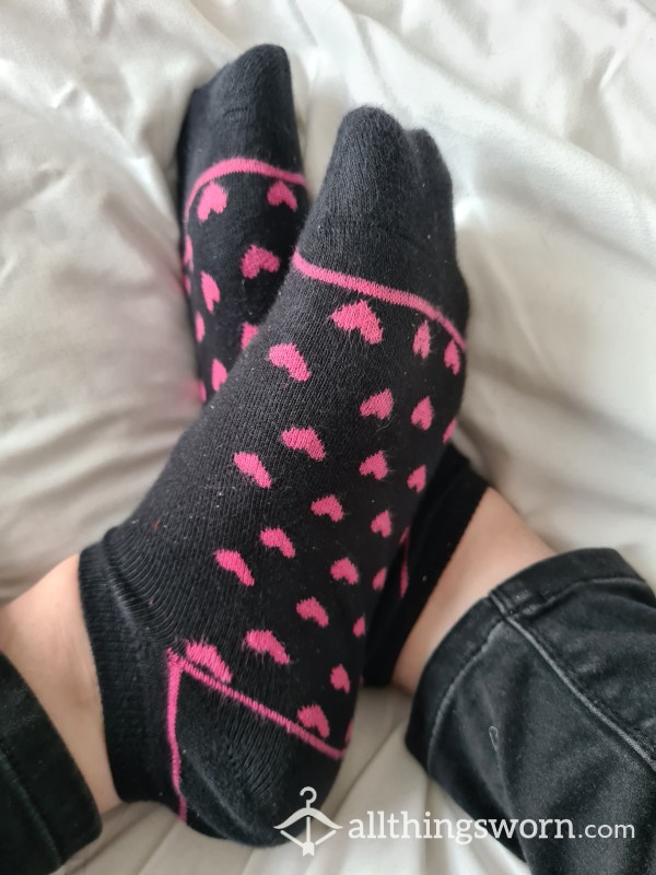These Smell Sooooooo Good. Cute Heart Black And Pink Ankle Socks.