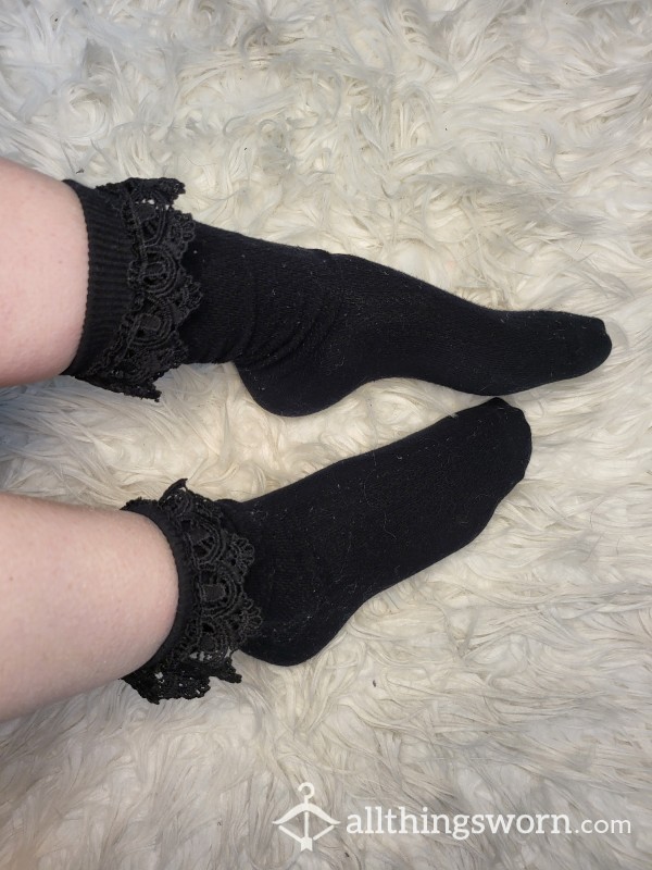 Thick Black Socks With Lace