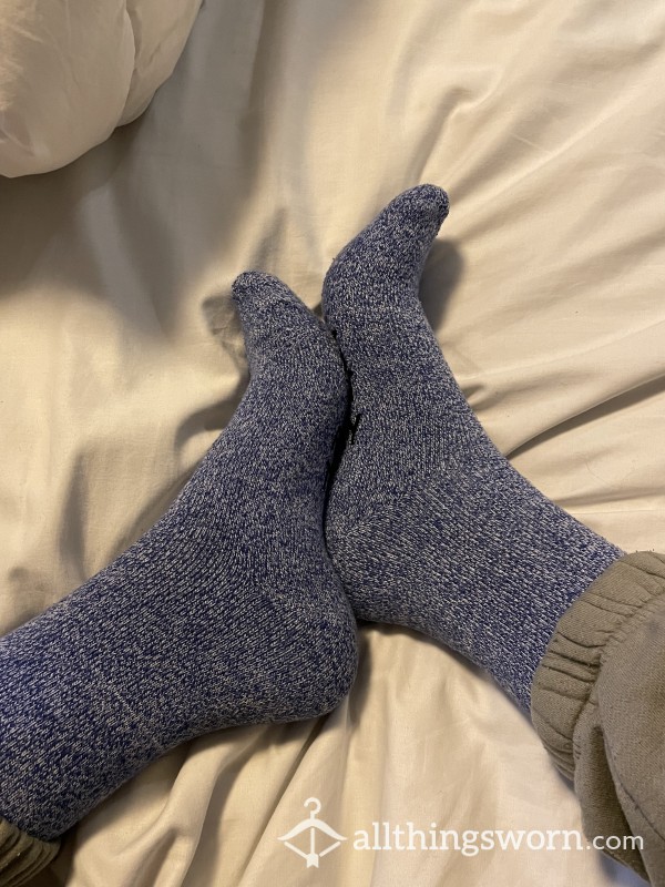 Thick Blue Well-Worn Mid-length Socks