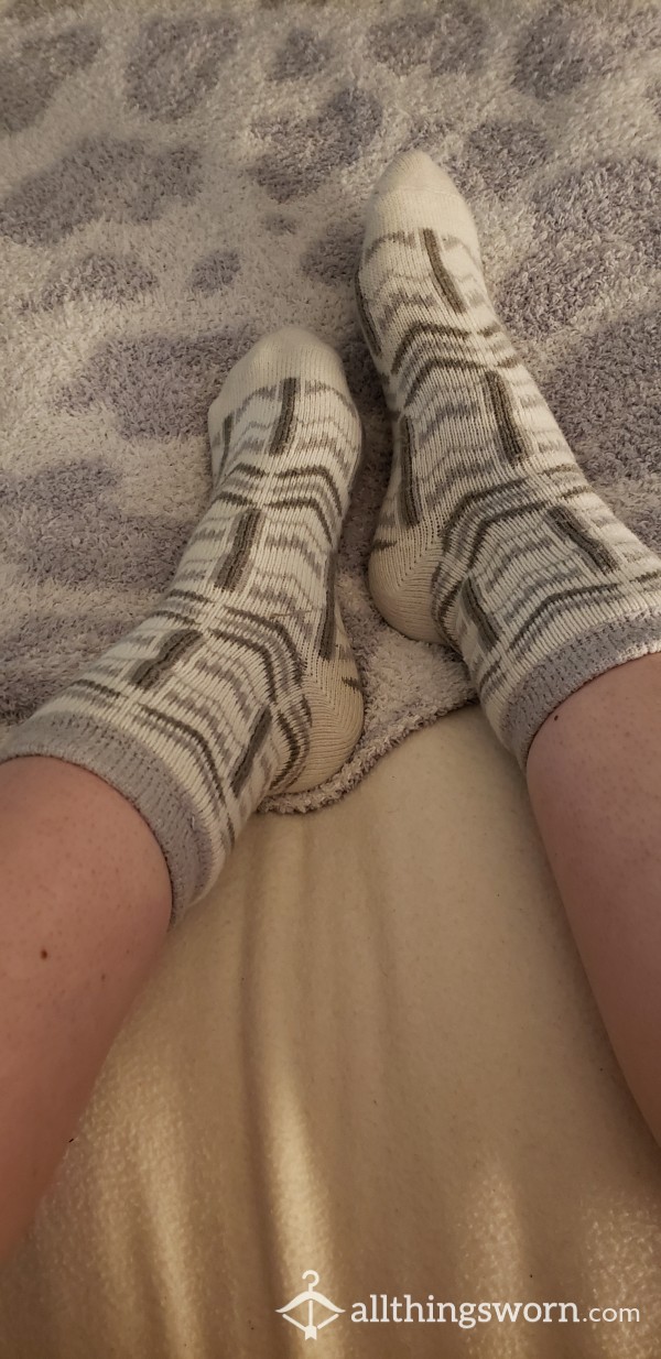 Thick Socks (Light Grey Print)