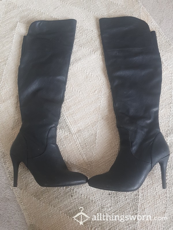 Thigh High Boots Well Worn Size 7 6 Years Old