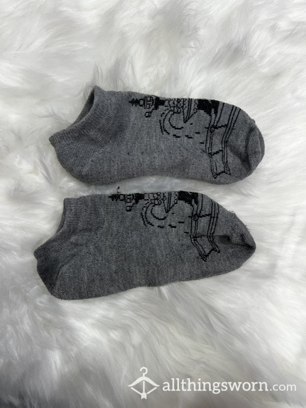 Thin Grey Ankle Socks