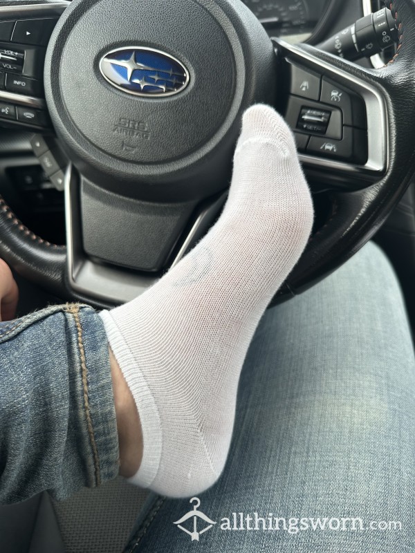 Thin White Ankle Socks
