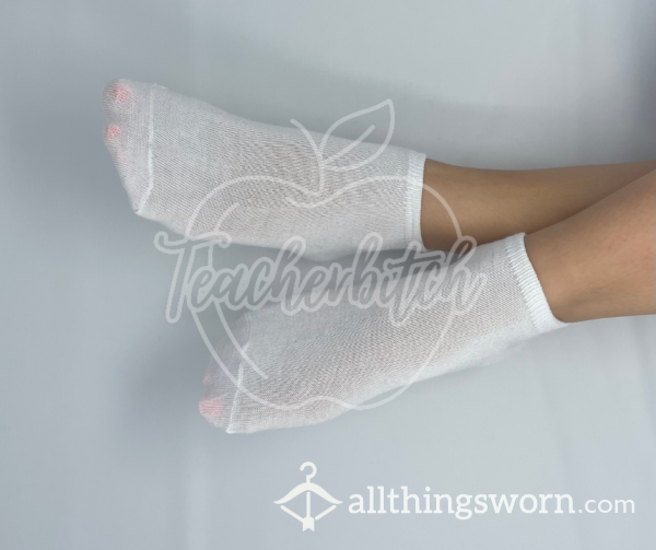 Thin, White Ankle Socks | 13 Of 20 Pairs Available
