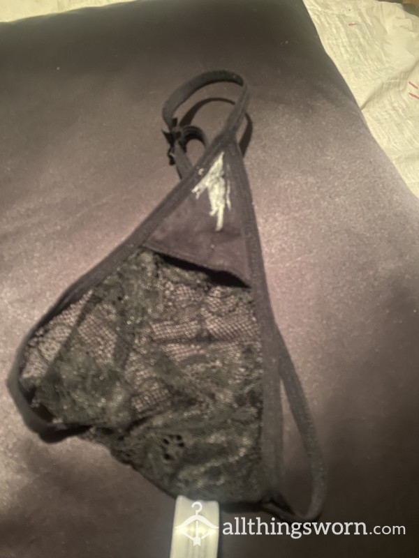 Thong Black And Lacy