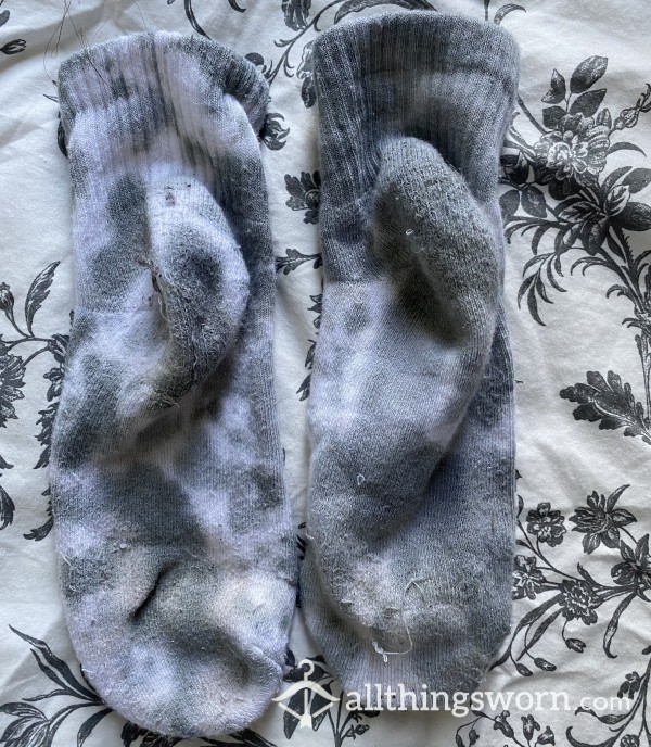 Tie-Dye Shredded Destroyed Grey And White Socks 👣