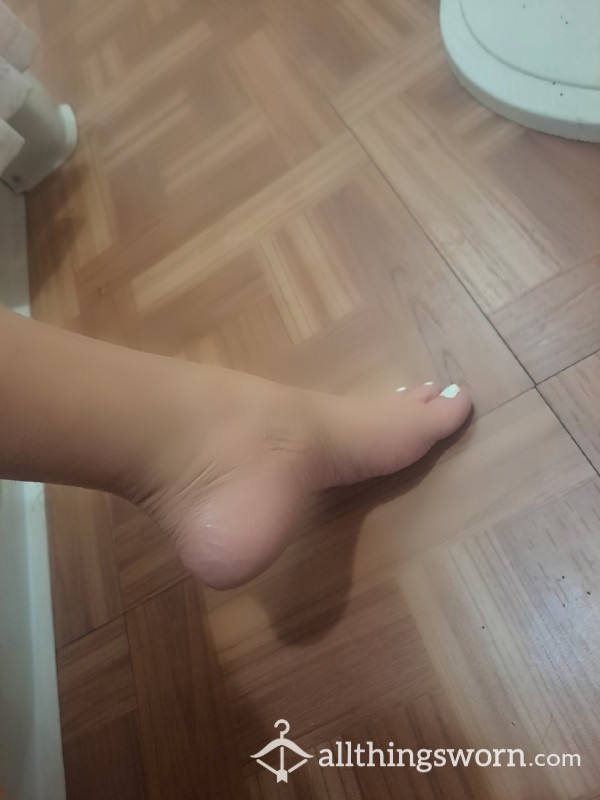 Tiny Feet Pics