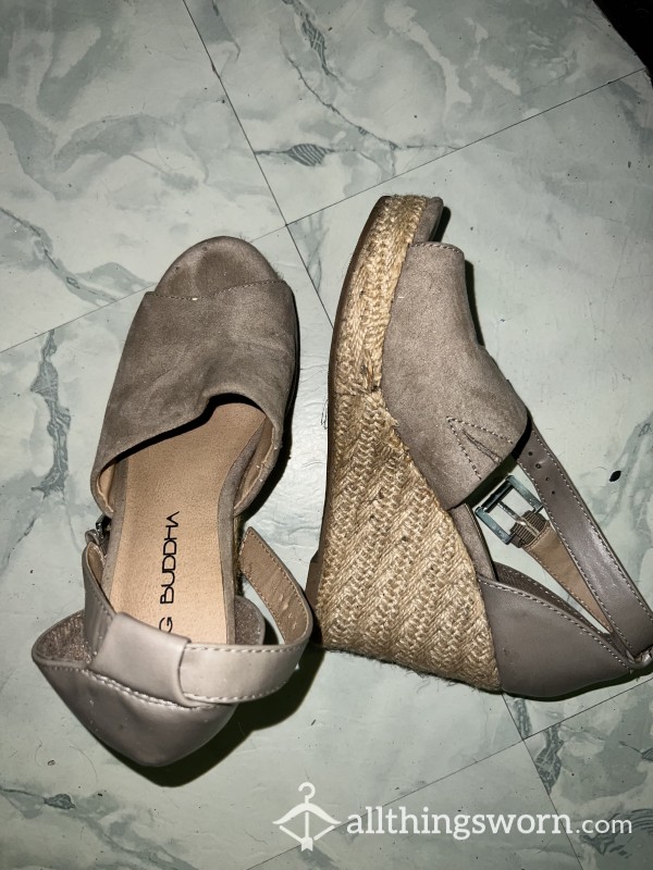 Toe Imprinted Heeled Sandals