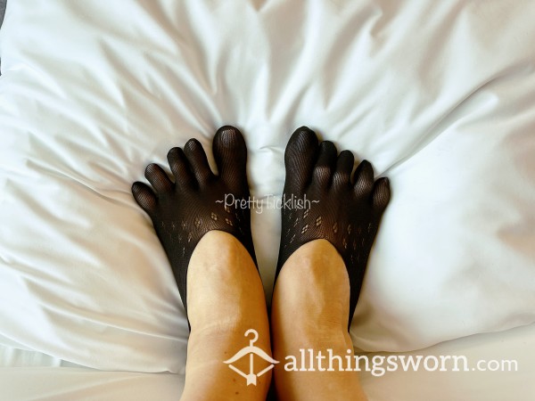 Toe Socks - Cute Lacy Black Nylon Socks