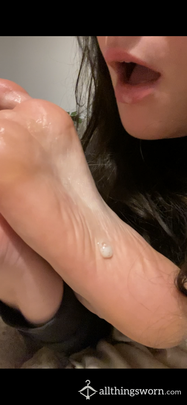 Toe Sucking & Foot Licking Video