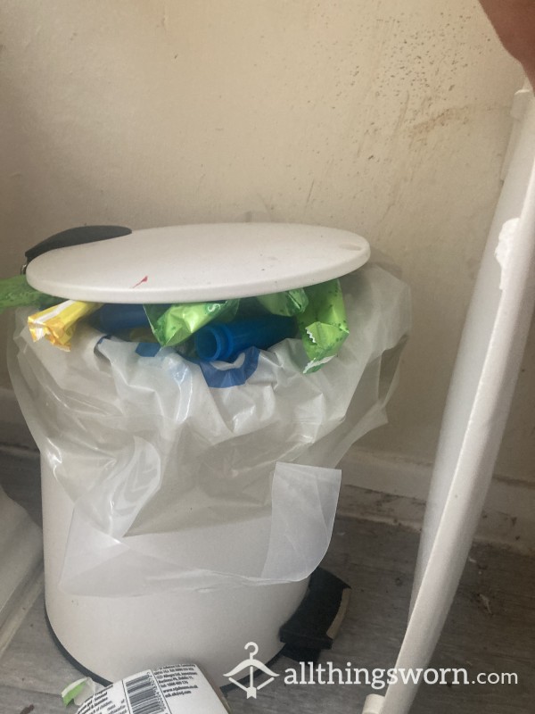 Toilet Rubbish