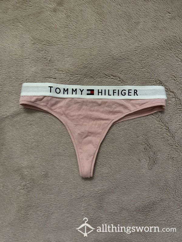 Tommy Hilfiger Custom Wear Thongs