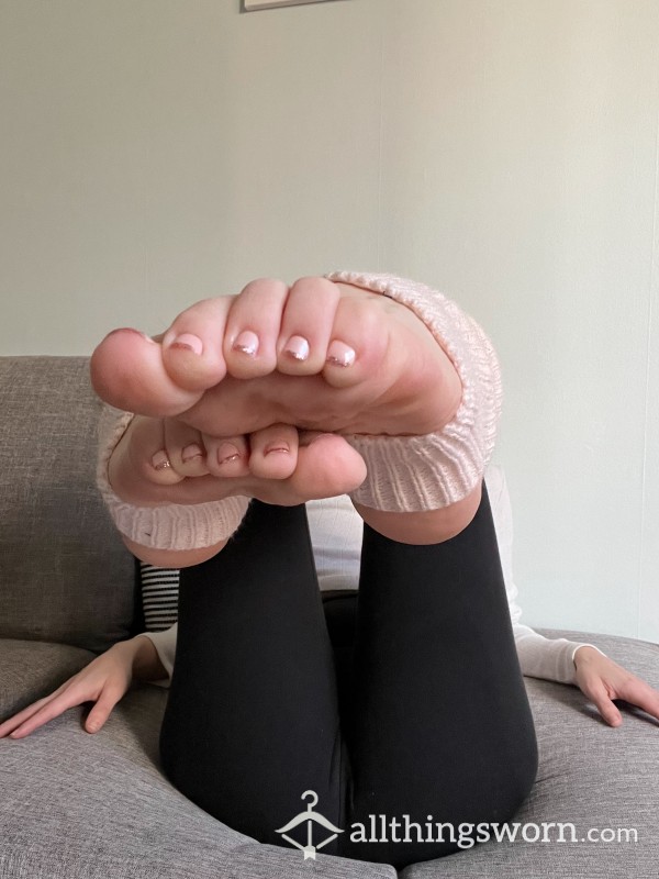 Tops Of Feet- Toes